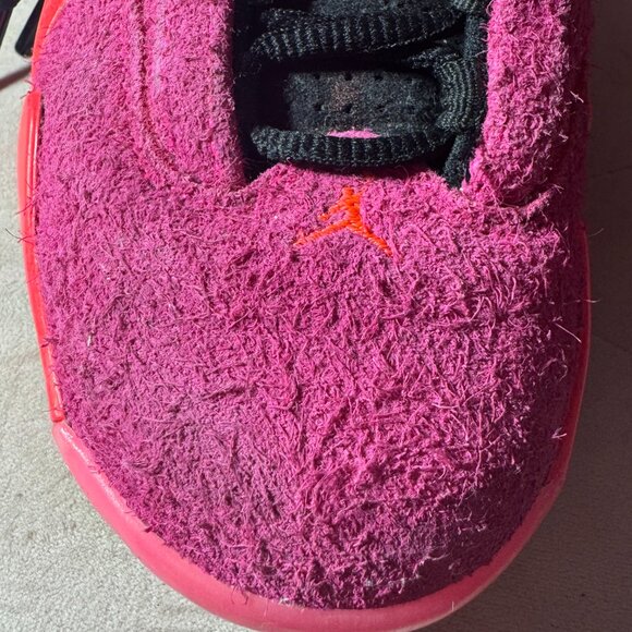 Hot pink Jordan 14s - Picture 2 of 11